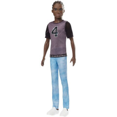 Mattel Barbie Model Ken s číslem 4