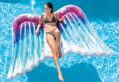 Nafukovací vodní lehátko Andělská křídla