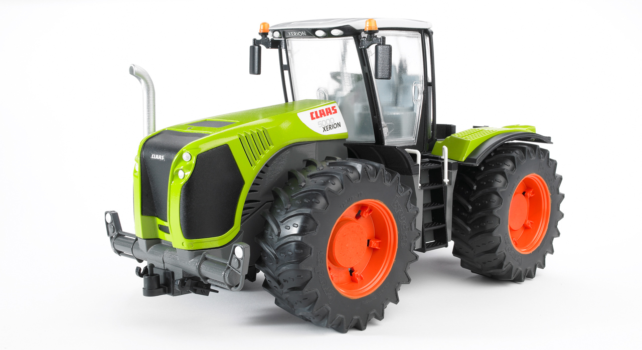Bruder Farmer - traktor Claas Xerion 5000 1:16