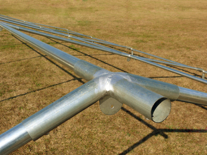 Konstrukce bez plachty Konstrukce bez plachty