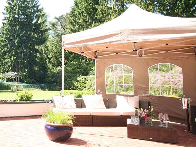 Nůžkový stan 3 x 3 m (bílý) Nůžkový stan 3 x 3 m (bílý)