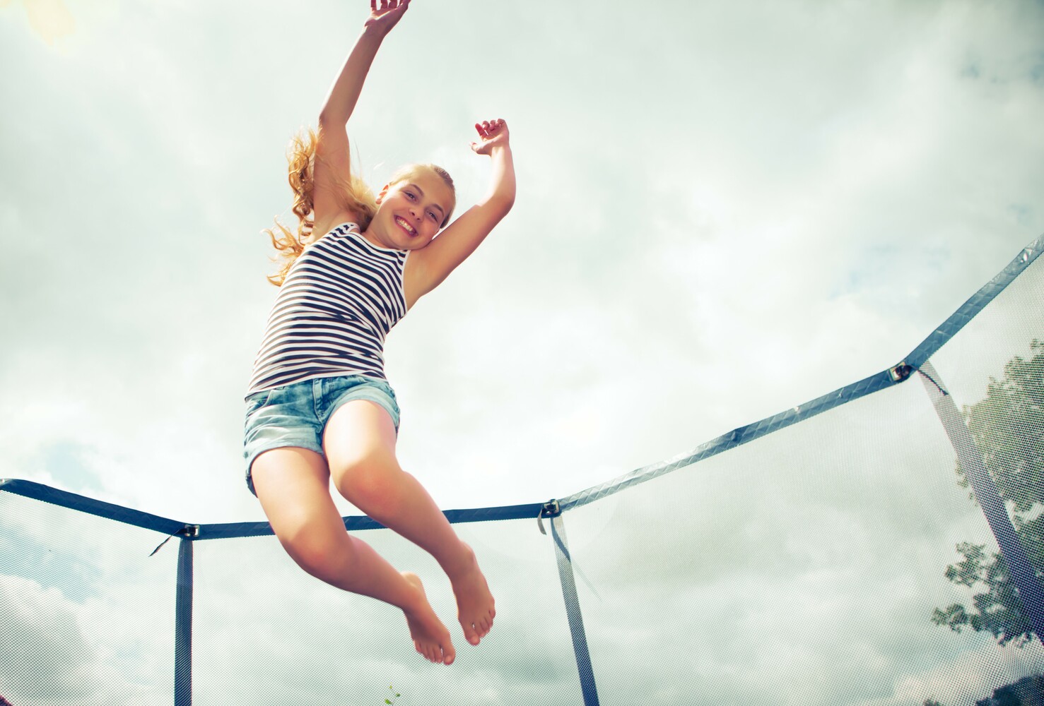 Je skákání na trampolíně pro děti zdravé?
